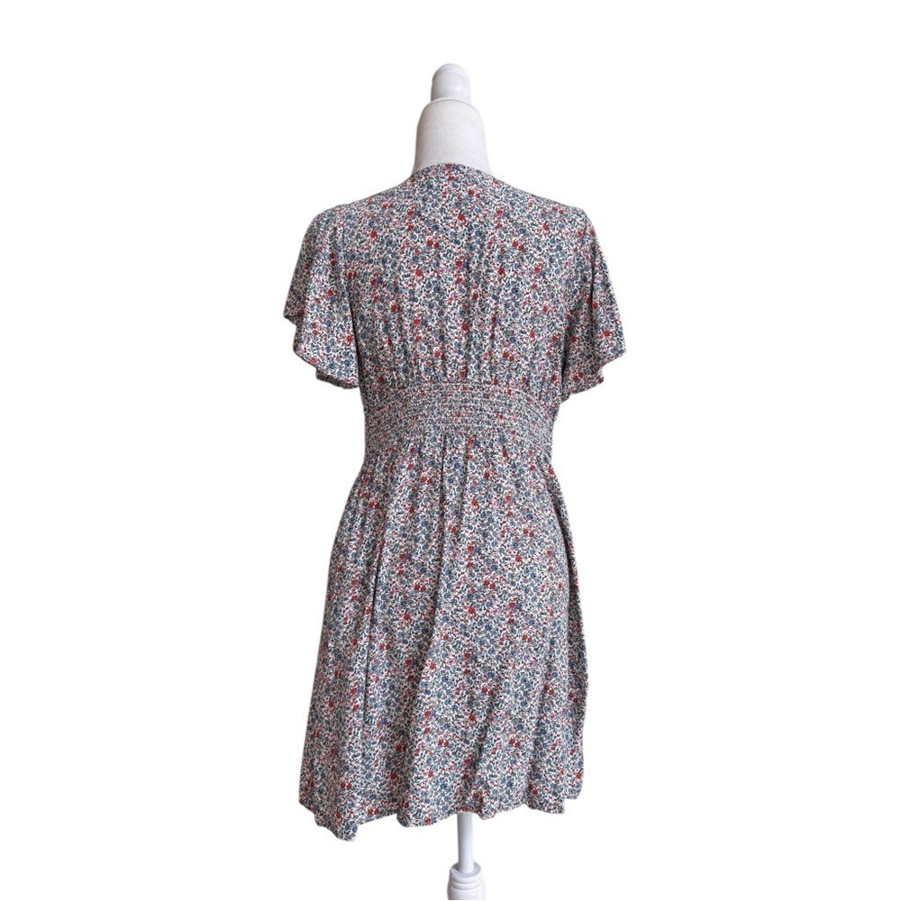 LOFT Short Sleeve V Neck Multicolor Floral Fit Flare Womens Size 2 Pockets - Picture 3 of 15